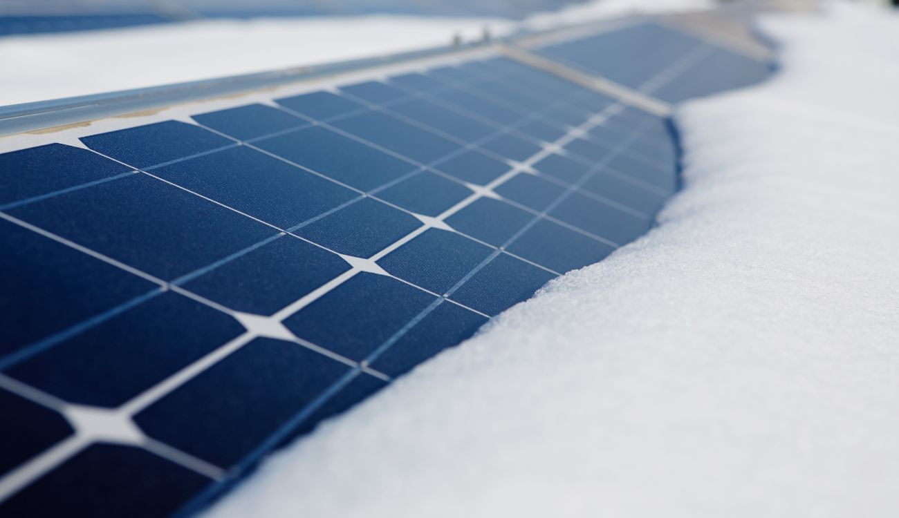 Do Solar Panels Work in Winter in the UK